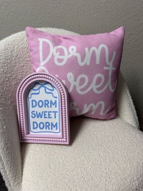Dorm Decor